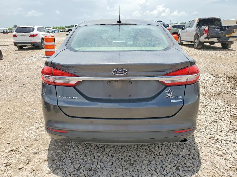 2017 FORD FUSION SE 6