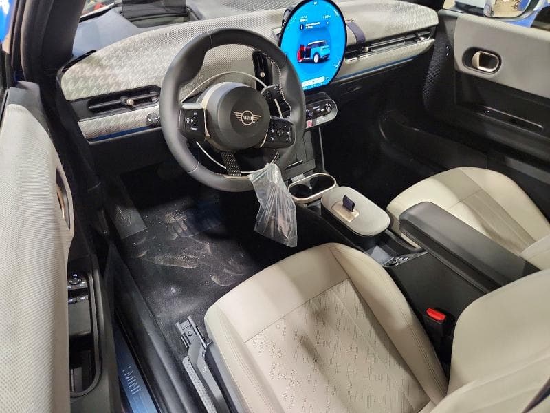 2025 MINI COOPER S 8