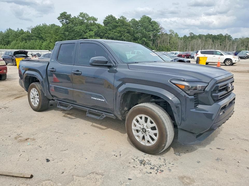 2024 TOYOTA TACOMA SR5 4