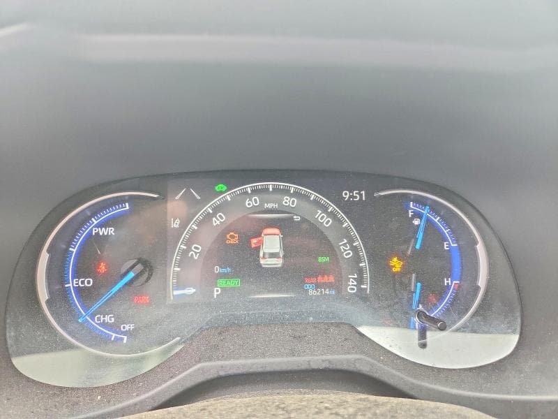 2021 TOYOTA RAV4 XSE 9