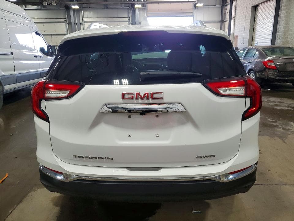 2024 GMC TERRAIN SLT 6