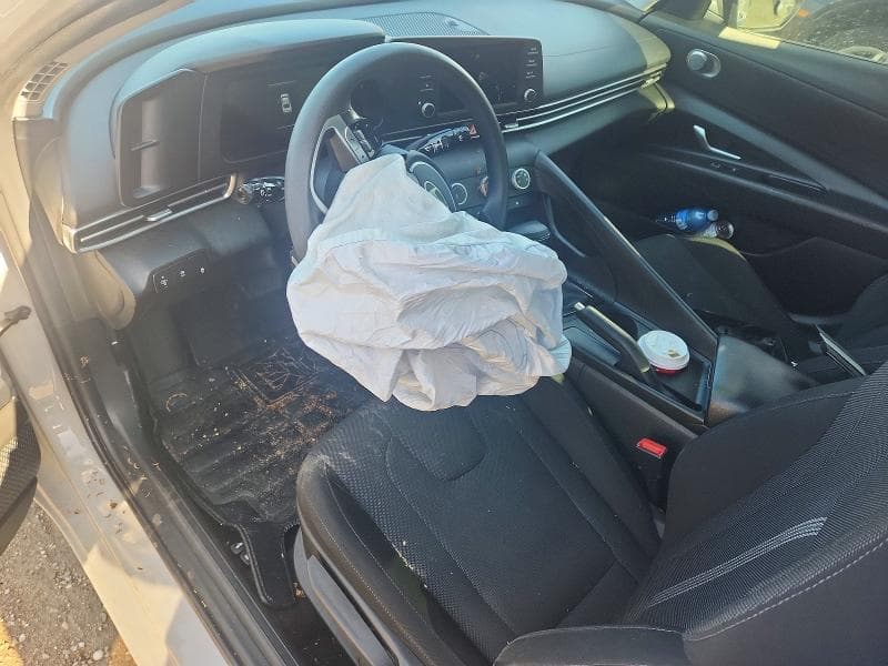 2024 HYUNDAI ELANTRA SEL 8