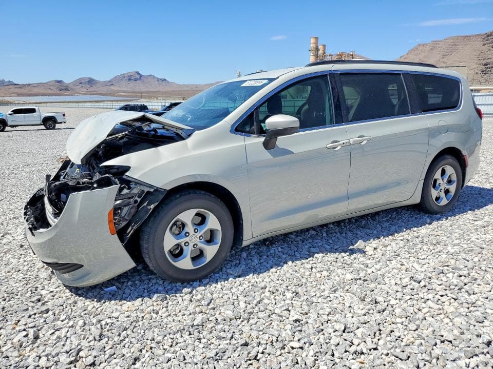 2017 CHRYSLER PACIFICA LX - 1