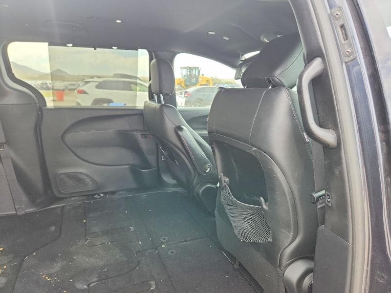 2020 CHRYSLER PACIFICA TOURING L 10