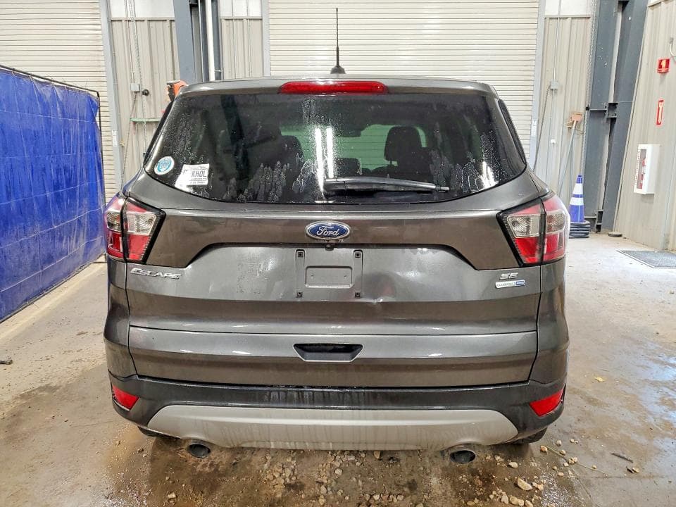 2017 FORD ESCAPE SE 6