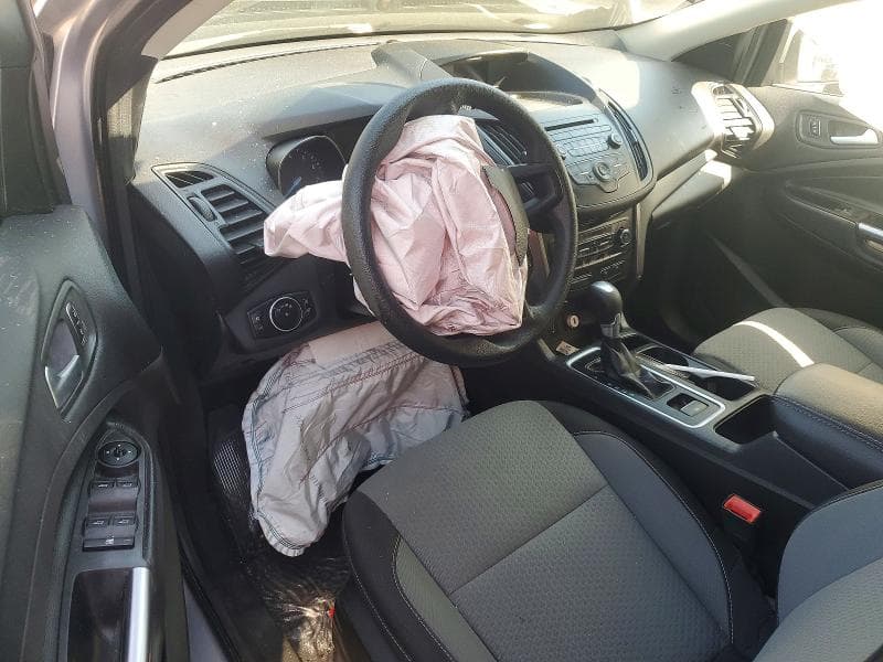 2017 FORD ESCAPE SE 8