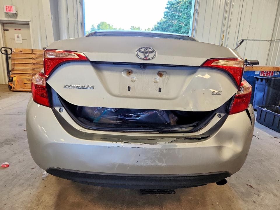 2017 TOYOTA COROLLA LE 6
