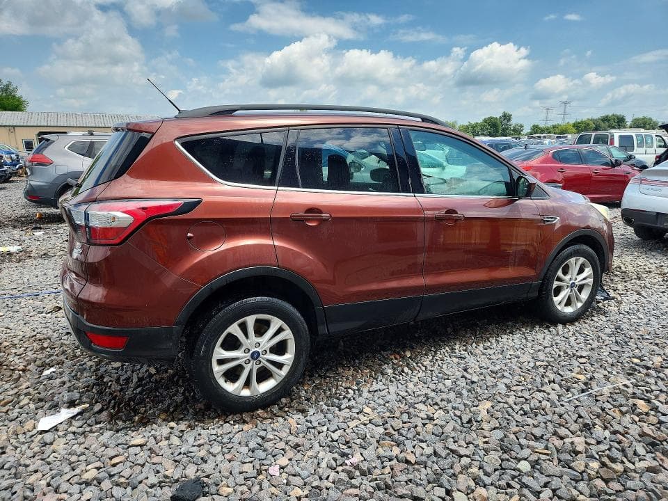 2018 FORD ESCAPE SE 3