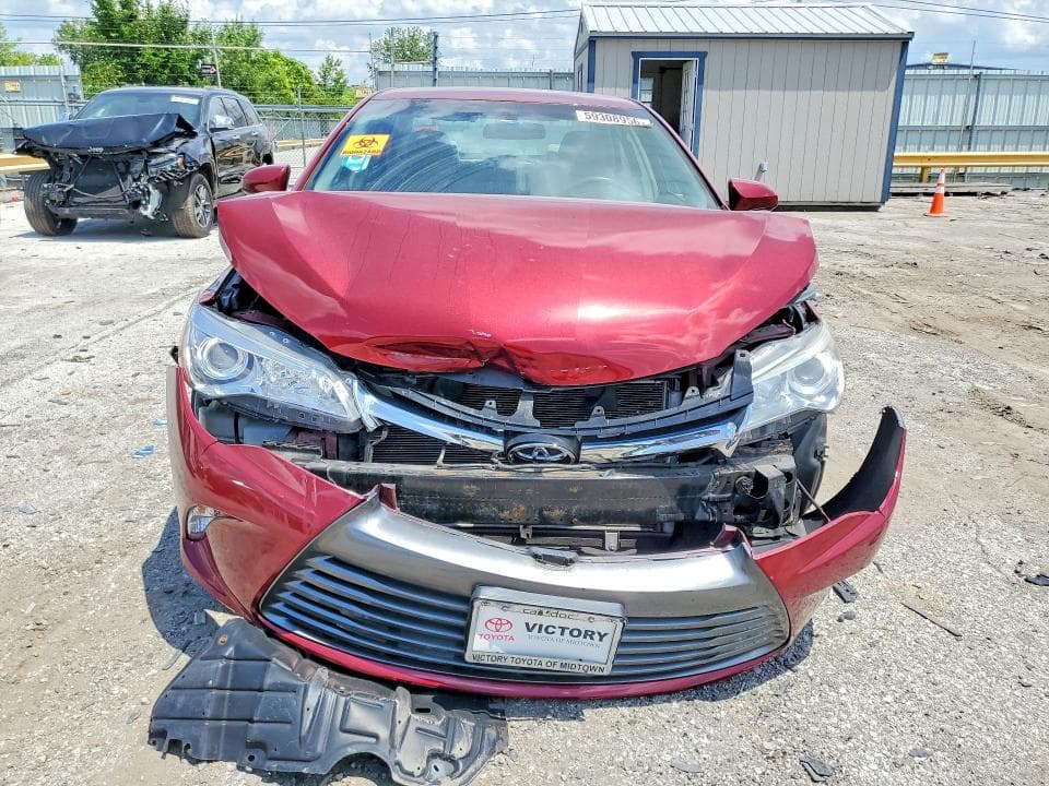 2017 TOYOTA CAMRY LE 5