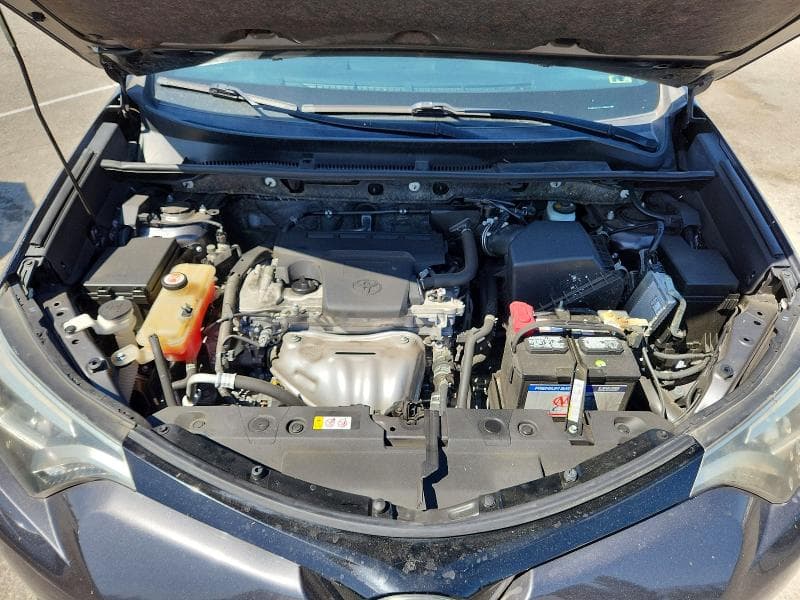2018 TOYOTA RAV4 SE 12