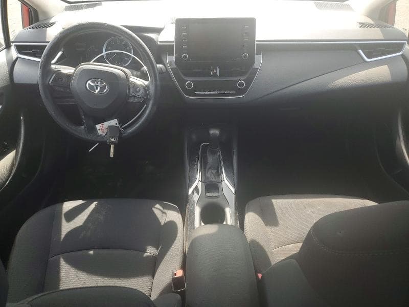 2021 TOYOTA COROLLA LE 8