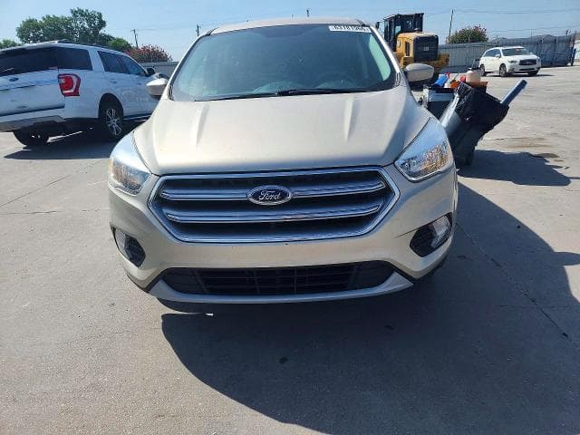 2017 FORD ESCAPE SE 5