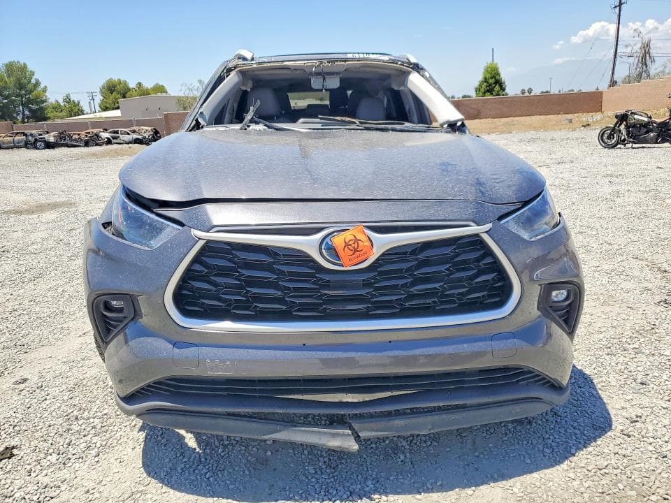 2023 TOYOTA HIGHLANDER HYBRID XLE 5