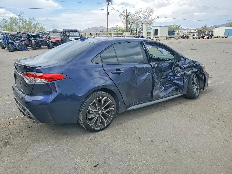 2022 TOYOTA COROLLA SE 3