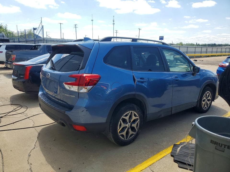 2019 SUBARU FORESTER PREMIUM 3