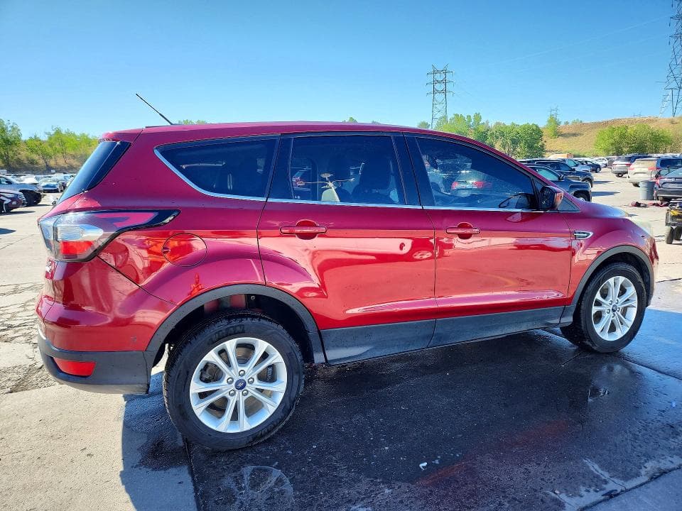 2017 FORD ESCAPE SE 3