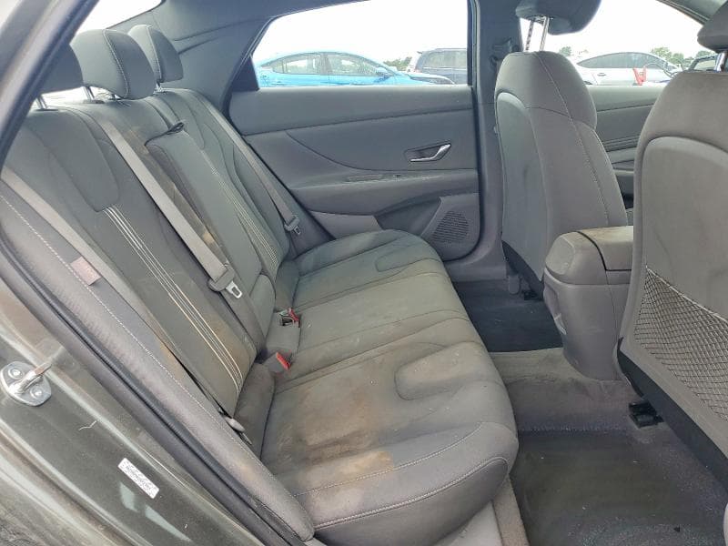 2024 HYUNDAI ELANTRA SEL 10