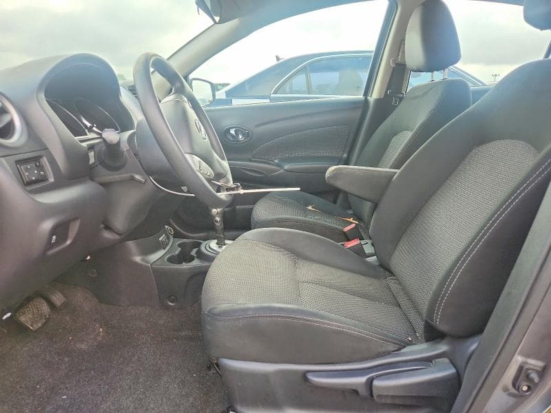 2019 NISSAN VERSA SV 7