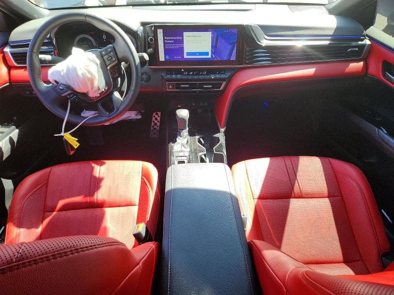 2025 TOYOTA CAMRY XSE 8
