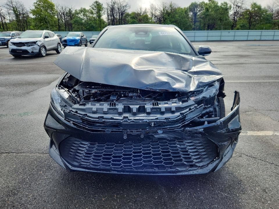 2026 TOYOTA CAMRY SE 5