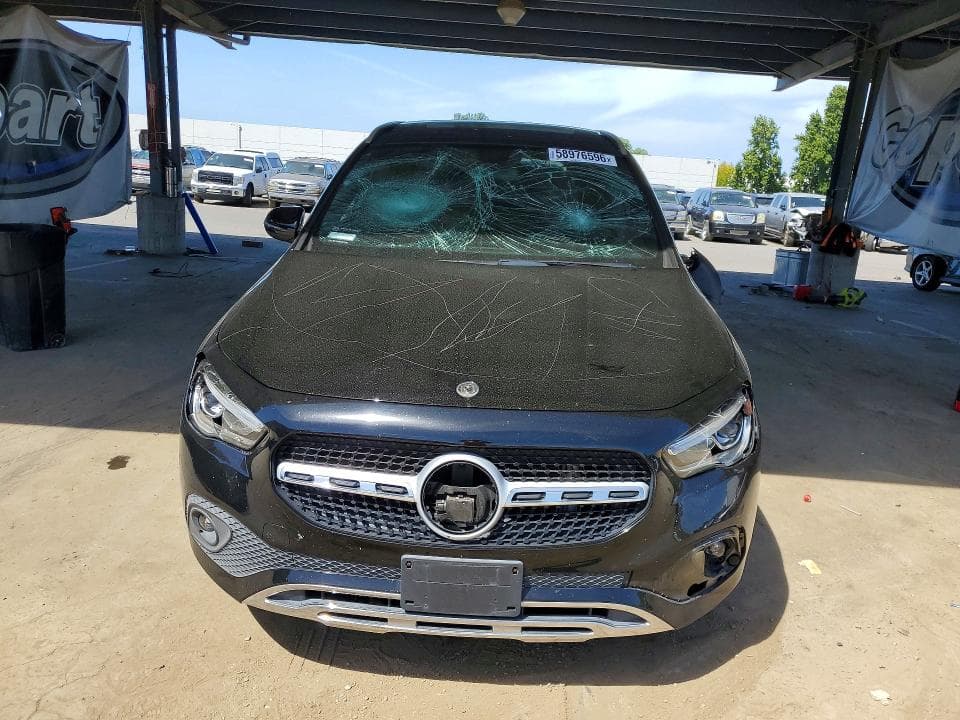 2021 MERCEDES-BENZ GLA 250 5