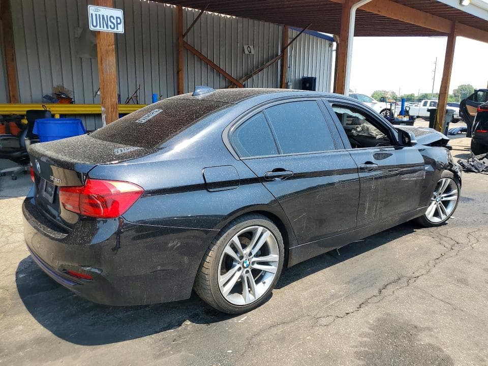 2018 BMW 330 XI 3