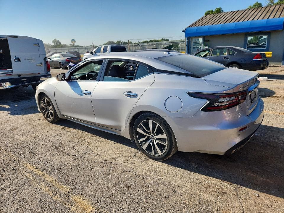 2021 NISSAN MAXIMA SV 2