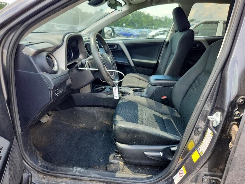 2017 TOYOTA RAV4 LE 7