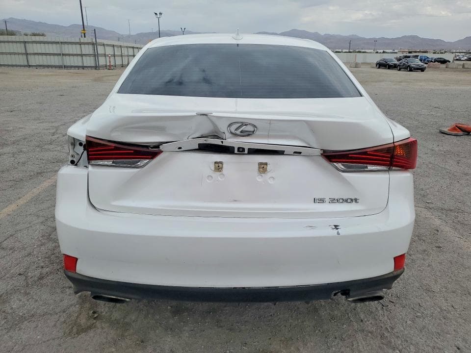 2017 LEXUS IS 200T 6