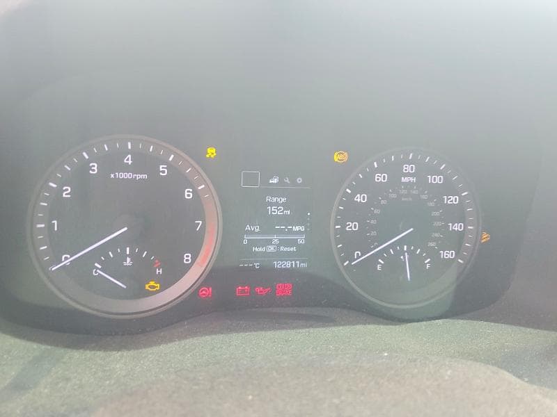 2017 HYUNDAI TUCSON SE 9