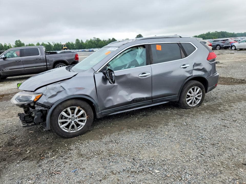 2017 NISSAN ROGUE SV