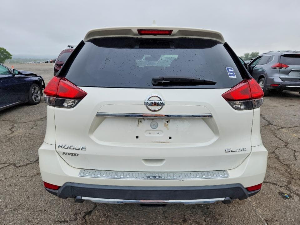 2017 NISSAN ROGUE SL 6