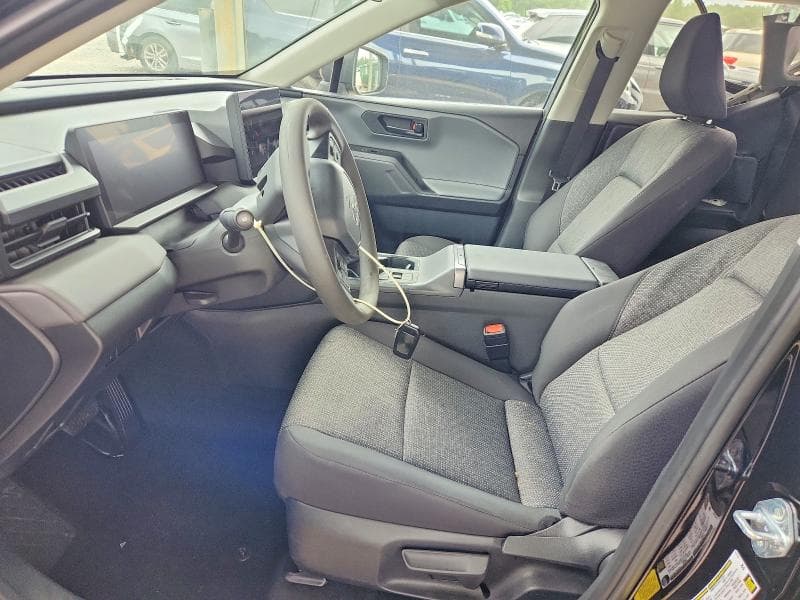 2026 TOYOTA RAV4 LE 7