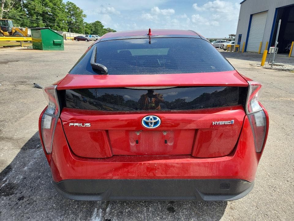 2017 TOYOTA PRIUS THREE TOURING 6