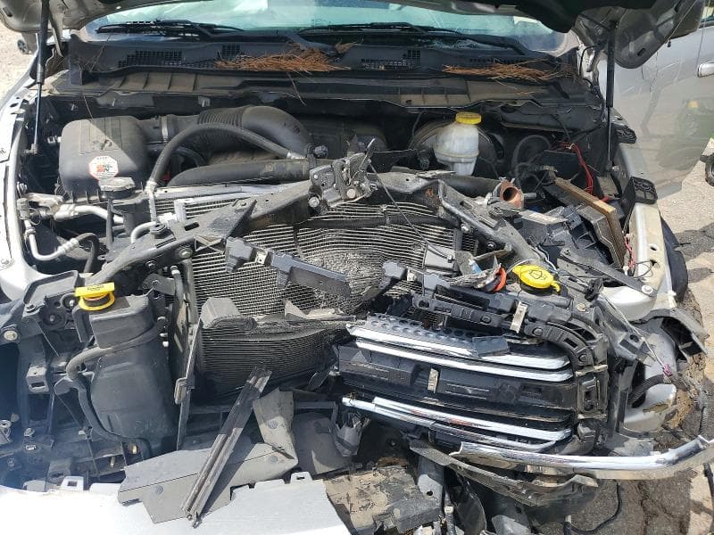 2019 RAM 1500 CLASSIC SLT 11