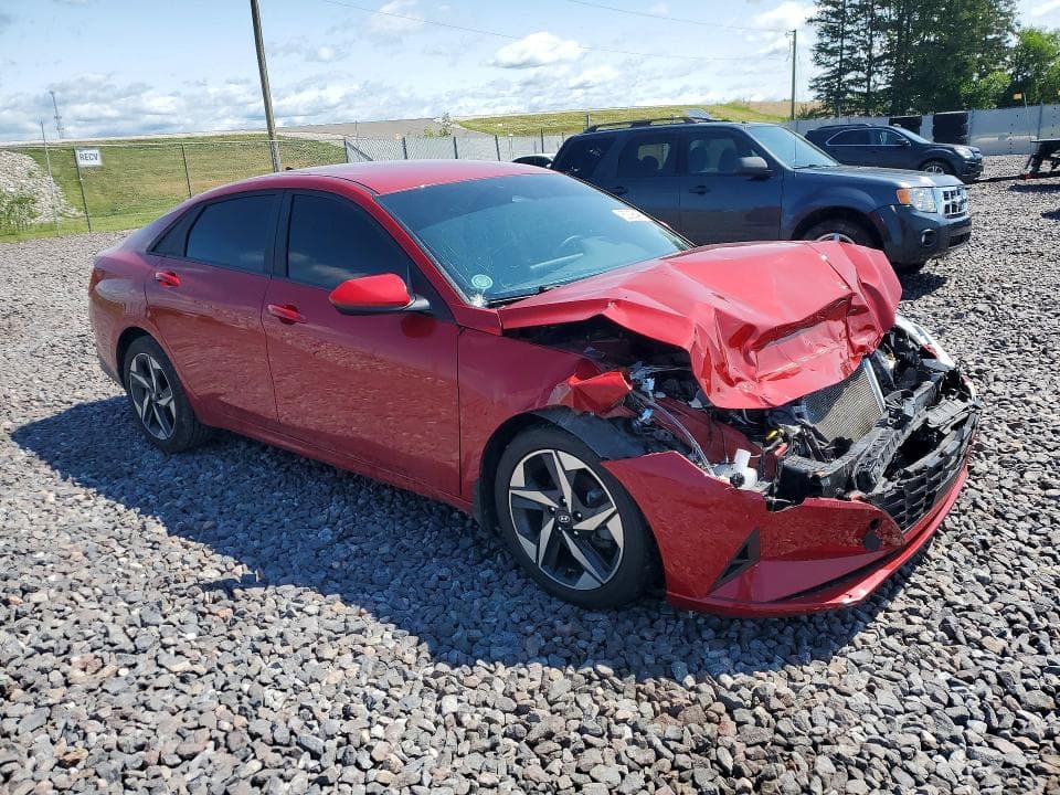 2023 HYUNDAI ELANTRA SEL 4