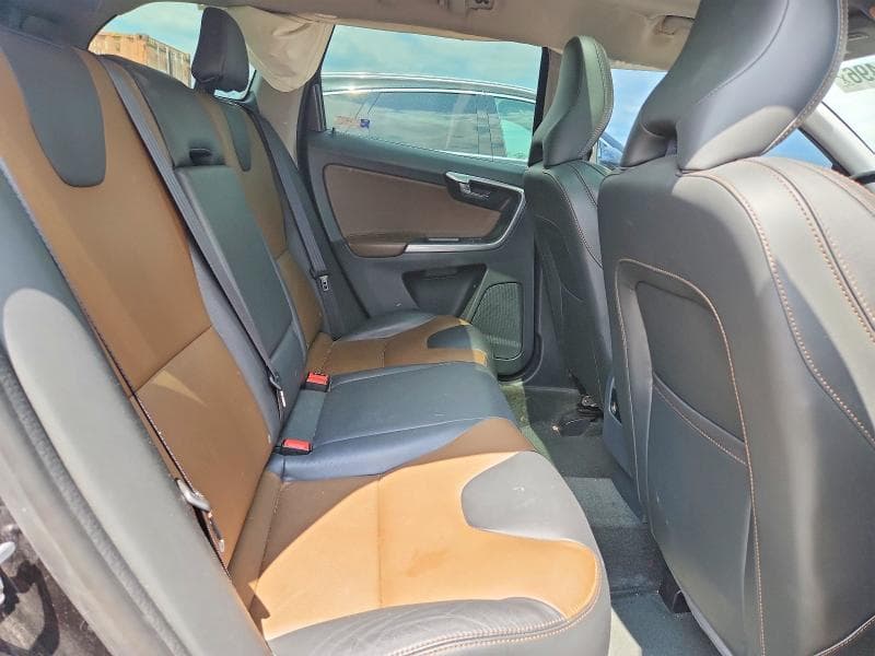 2017 VOLVO XC60 T5 DYNAMIC 10