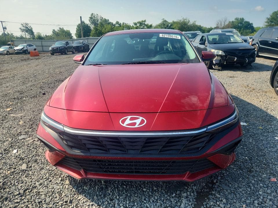 2024 HYUNDAI ELANTRA SEL 5