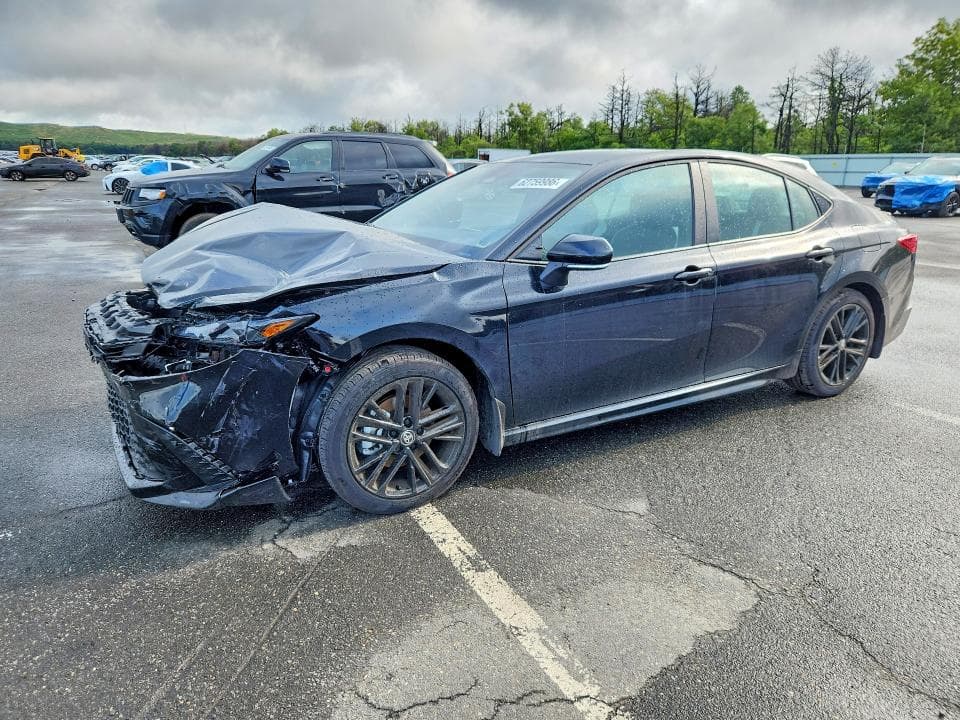 2026 TOYOTA CAMRY SE - 1