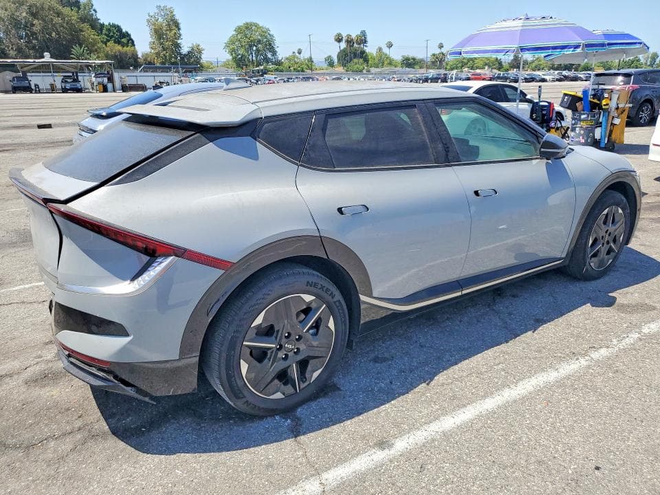 2025 KIA EV6 WIND 3