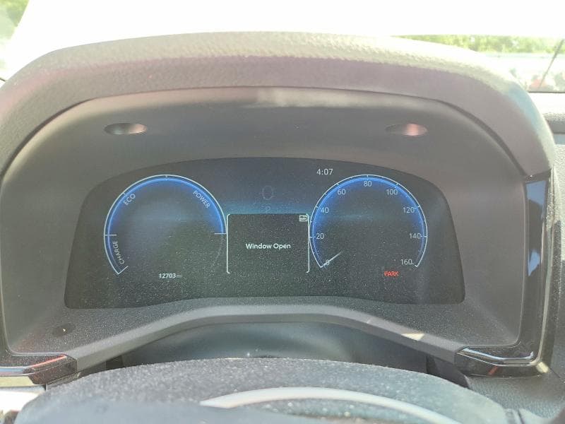 2025 TOYOTA CAMRY XLE 9