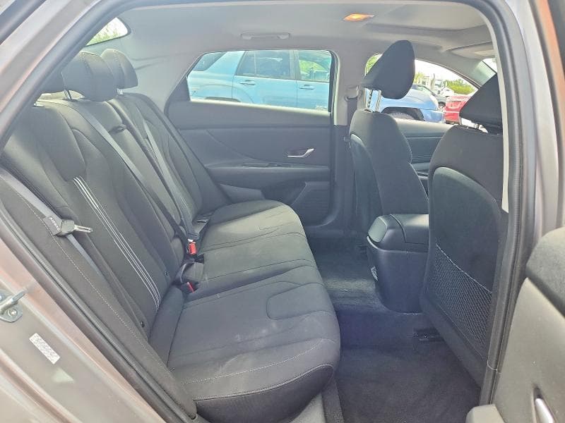 2024 HYUNDAI ELANTRA SEL 10