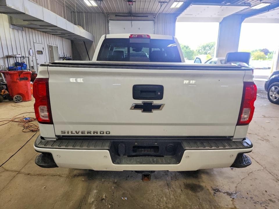 2017 CHEVROLET SILVERADO K1500 LTZ 6