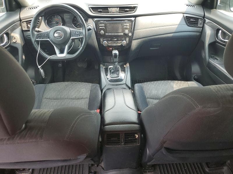 2017 NISSAN ROGUE SV 8