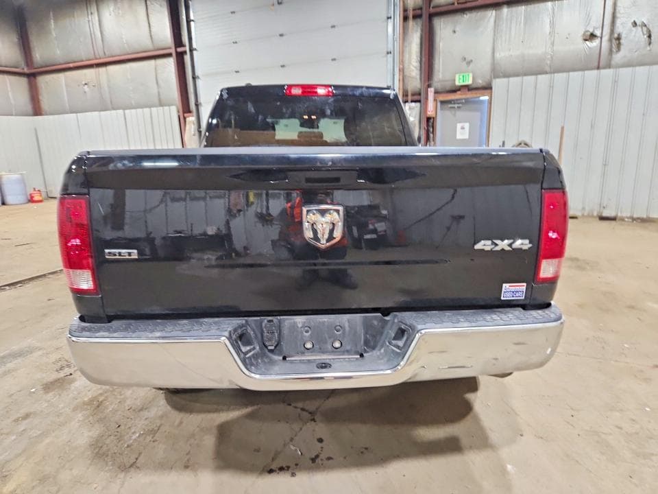 2024 RAM 1500 CLASSIC SLT 6