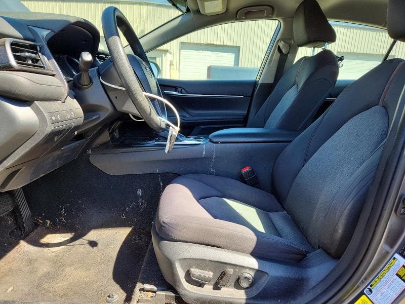 2020 TOYOTA CAMRY LE 7