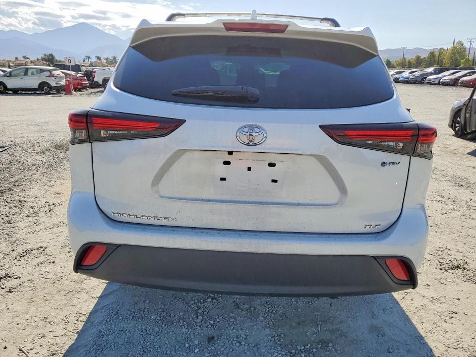 2026 TOYOTA HIGHLANDER HYBRID XLE 6