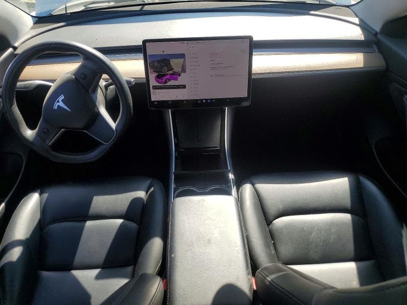 2018 TESLA MODEL 3 8
