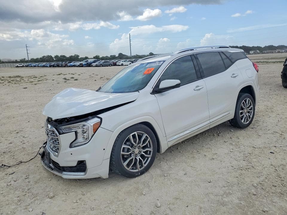2022 GMC TERRAIN DENALI - 1