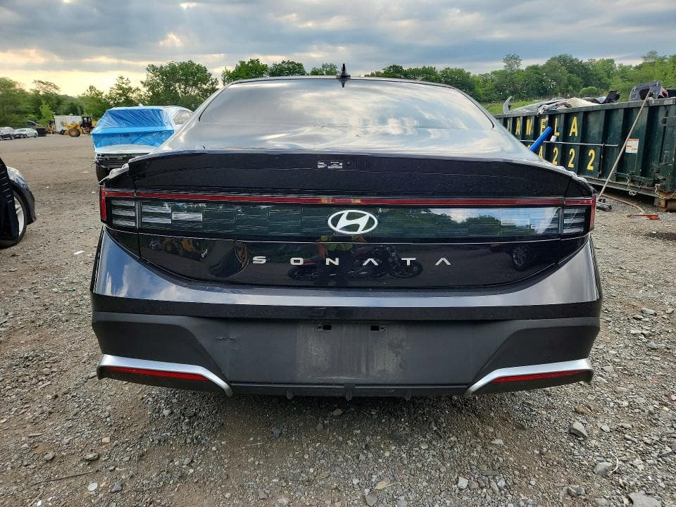 2026 HYUNDAI SONATA SE 6